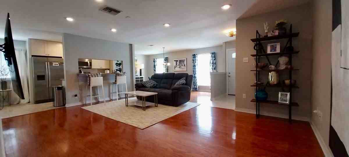 804 Park Ridge Dr - Photo 3 of 18