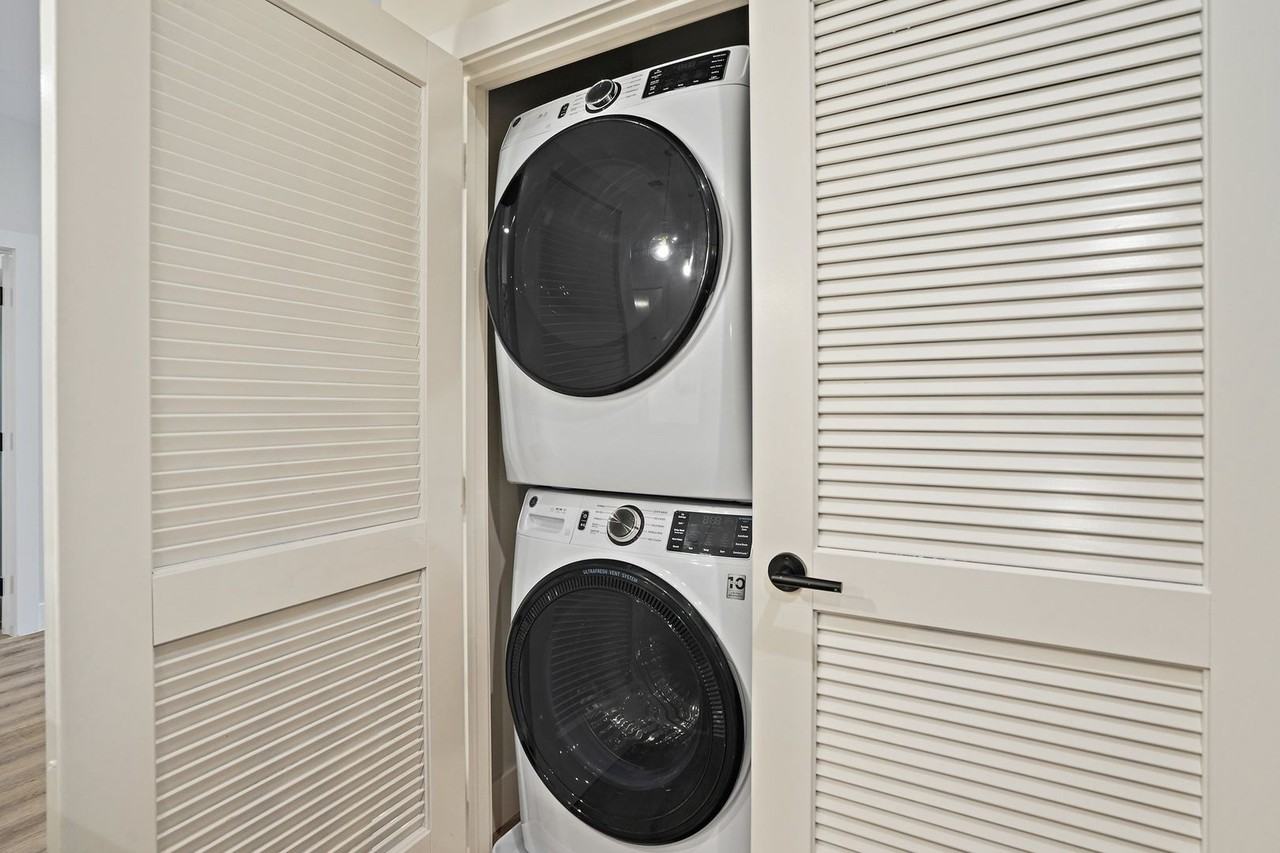 Cypress on Vine - Photo 2 of 50