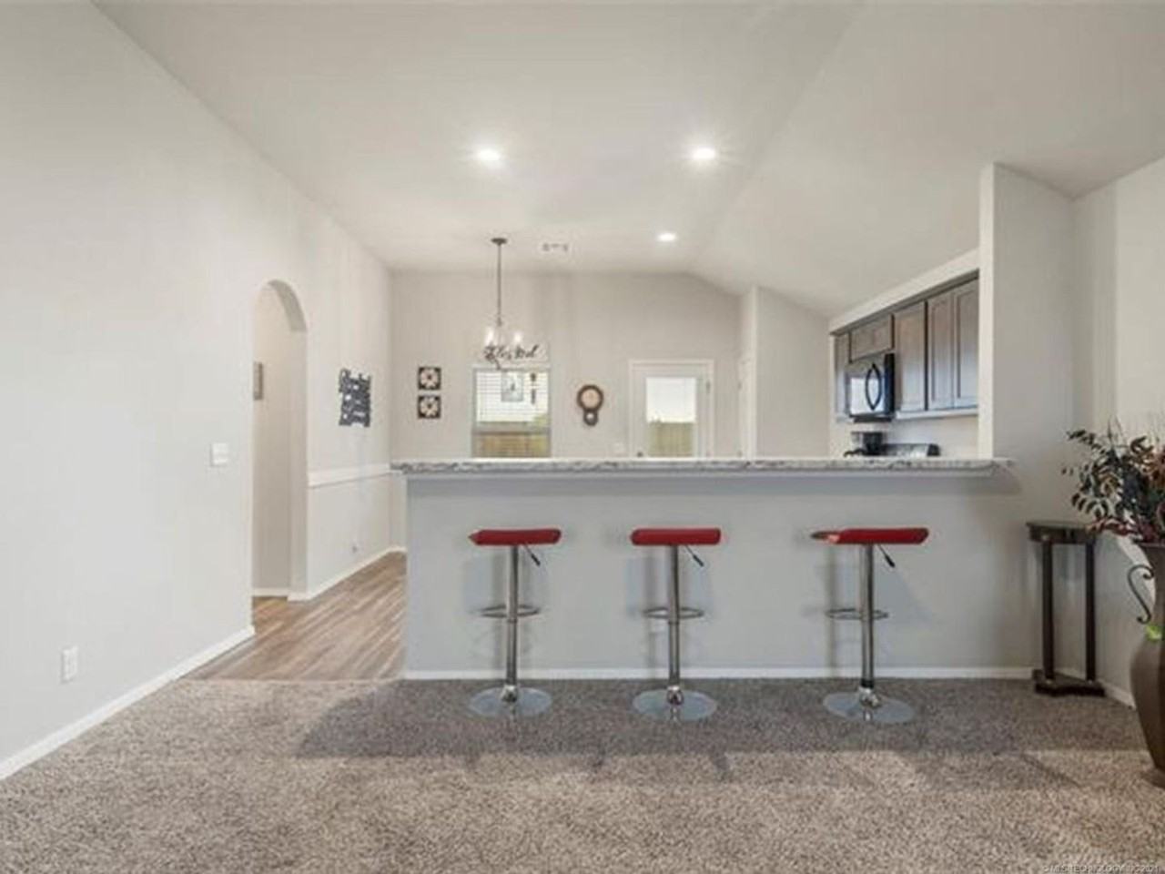 1204 E Quincy St - Photo 6 of 25