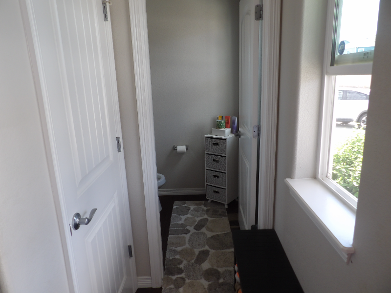 10032 Castor Dr - Photo 3 of 23