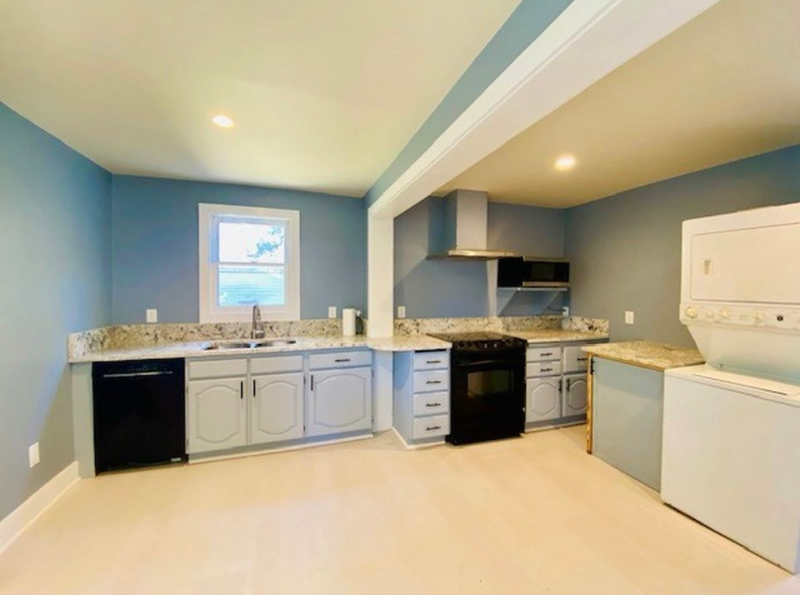 33328 Grant St - Photo 2 of 7