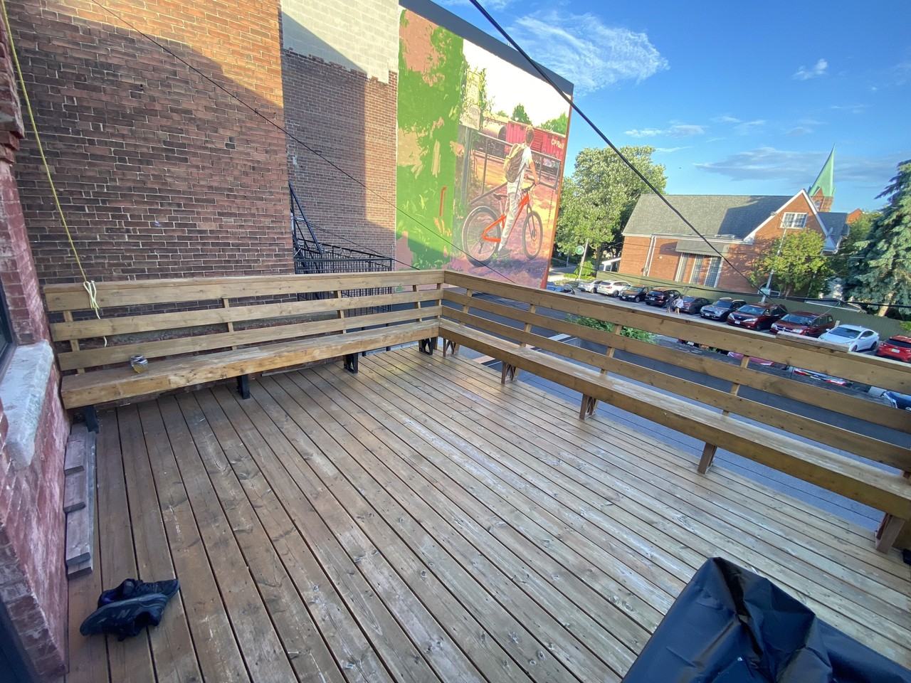 2946A Dundas St W - Photo 2 of 7