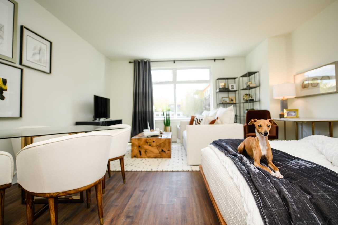 The George Besaw - Photo 4 of 19