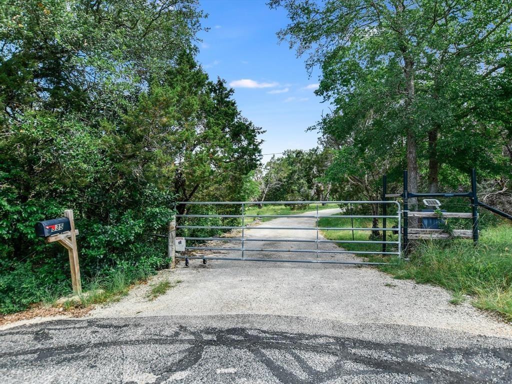 535 Greenridge Rd - Photo 3 of 25