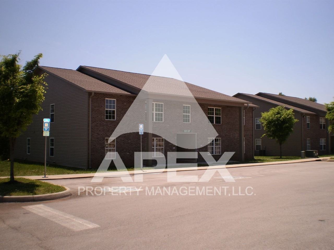 411 Avalon Dr - Photo 2 of 17