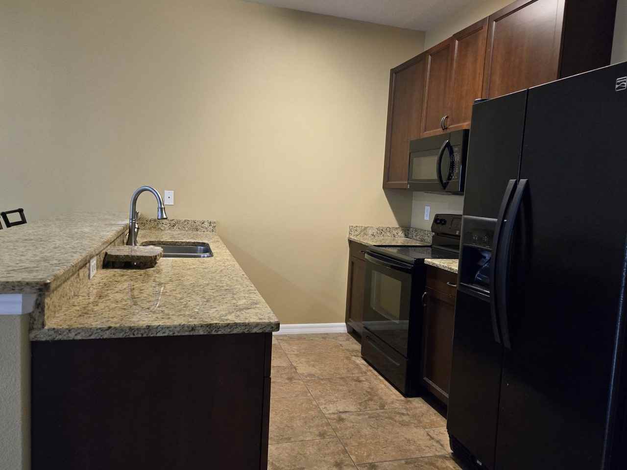 274A Cedar St - Photo 6 of 18
