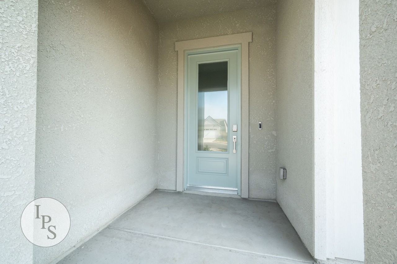 2139 N Osmun Ave - Photo 3 of 25