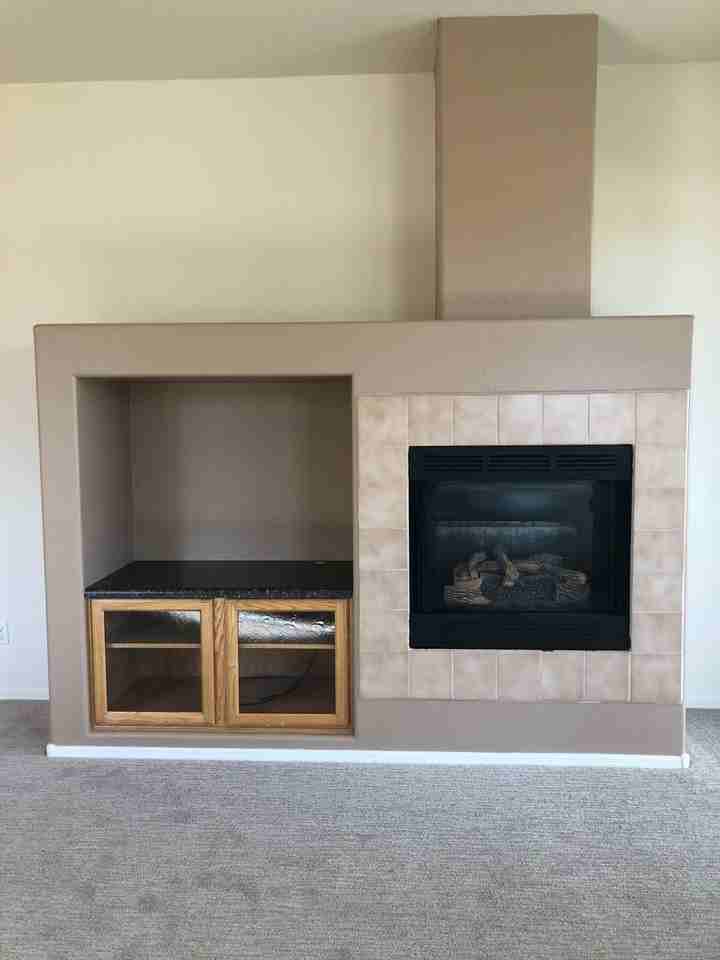 5301 N Bremont Way - Photo 4 of 28
