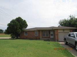 featured image of 3802 Nw Dearborn Ave