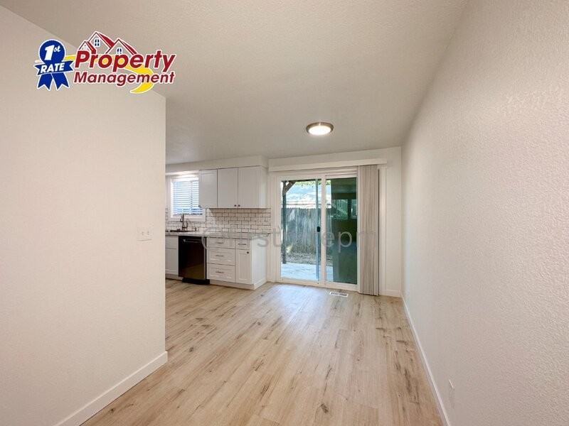 3205 W Rose Hill St - Photo 5 of 16