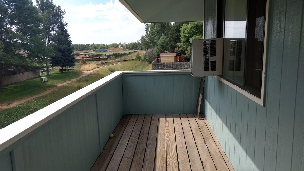 1425 Bacchus Dr - Photo 5 of 23