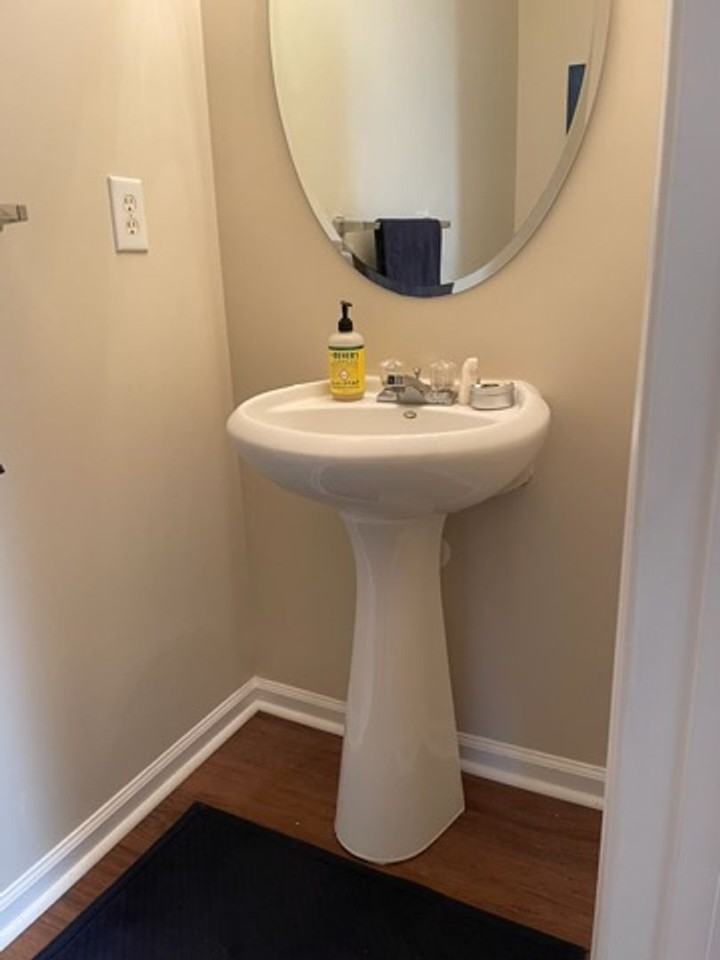 209 Bristol Cmn - Photo 6 of 14