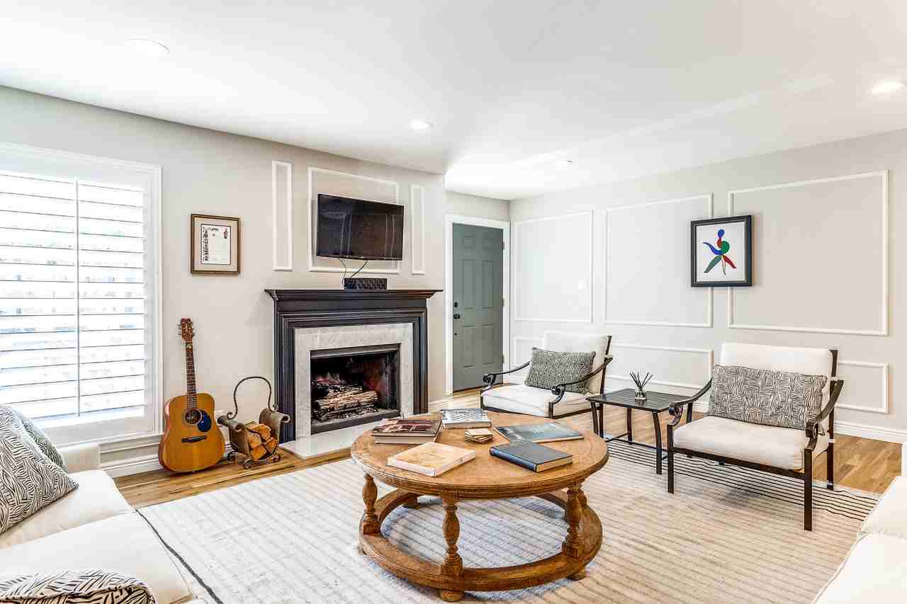 15904 Archwood Ln #1020 - Photo 2 of 23