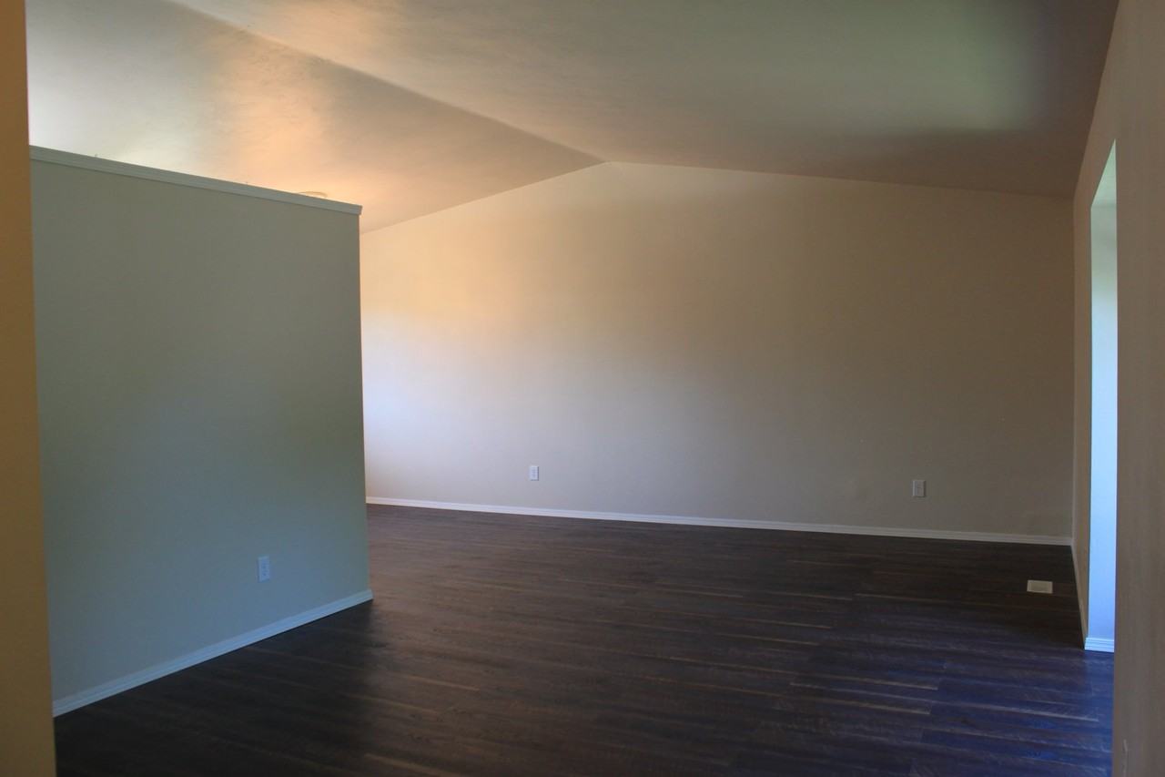 2130 Crystal River Dr - Photo 2 of 27