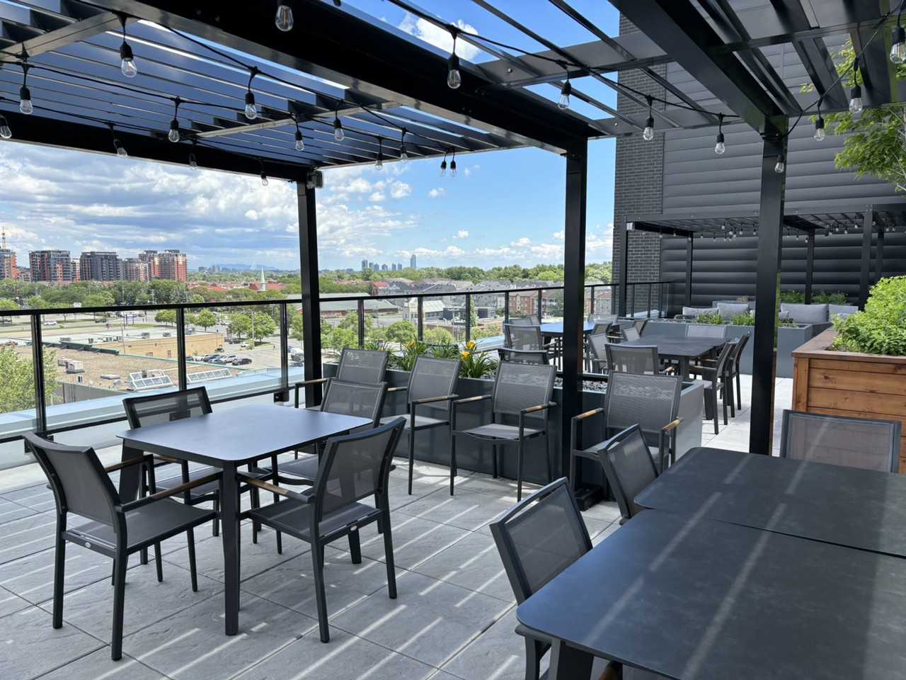 7227 Boul Newman #604 - Photo 3 of 10