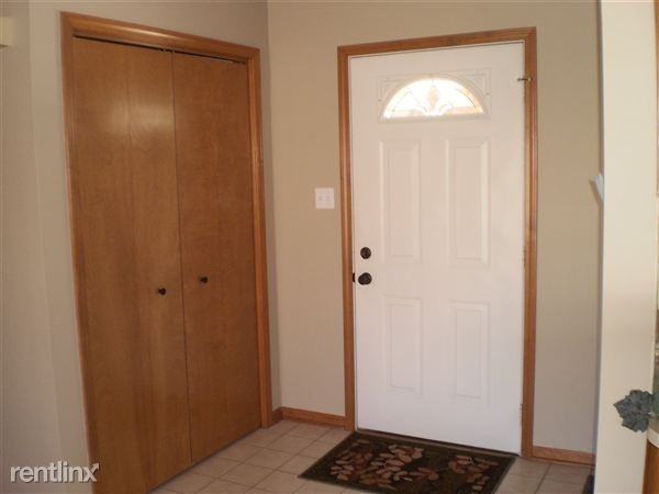 1523 Cozy Ln - Photo 2 of 9