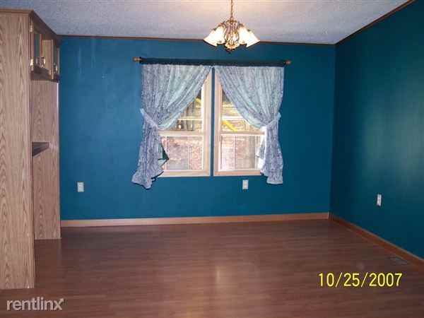 194 Goodemote Rd - Photo 2 of 8