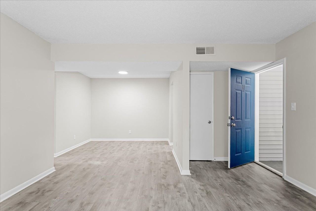 The Reserve at Christopher Street (Phase 1) - Photo 5 of 14