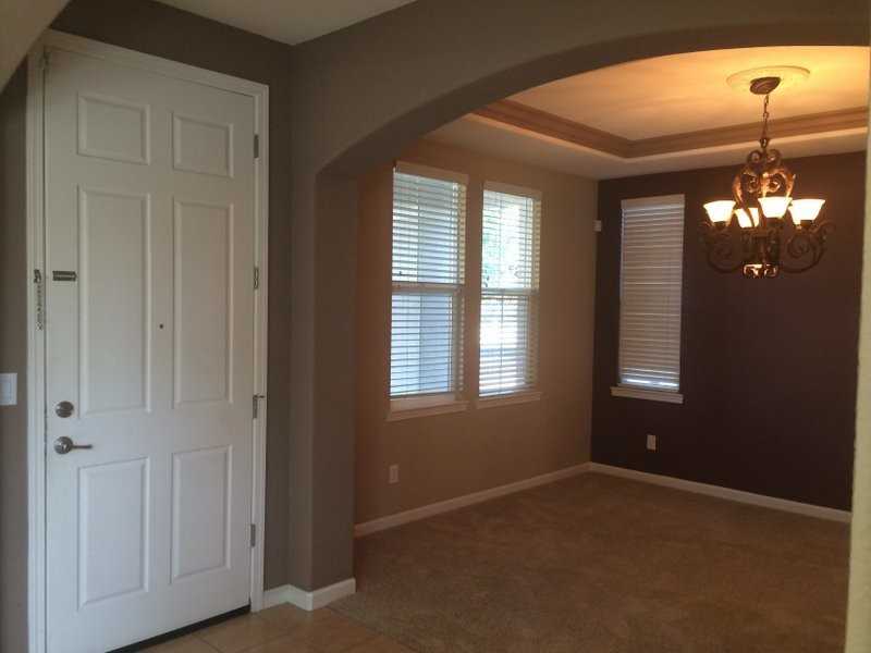 8209 Sienna Loop - Photo 3 of 47