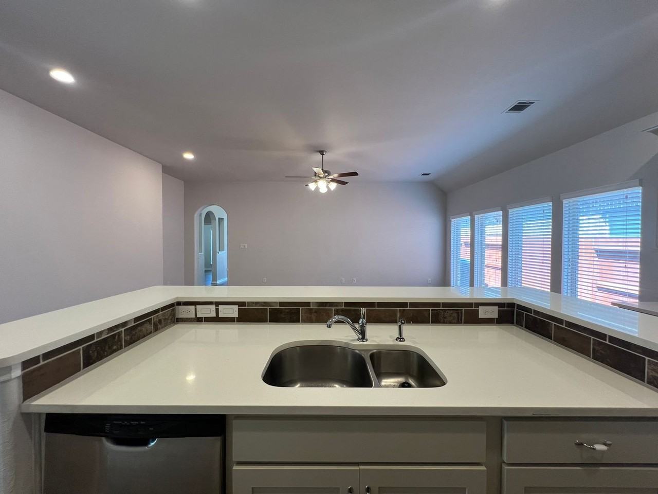 628 Arroyo Dorado - Photo 7 of 42