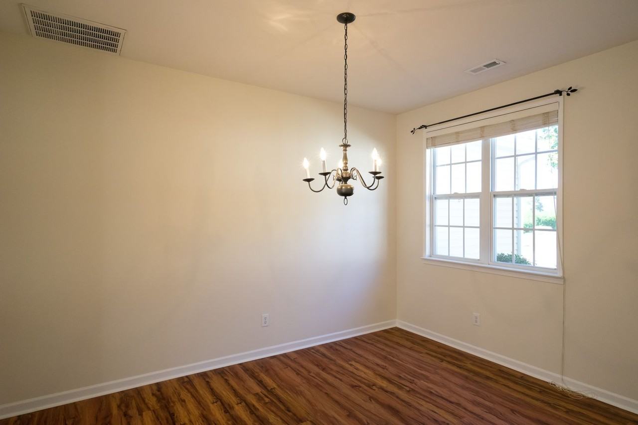9307 Winston Hall Ct - Photo 5 of 28