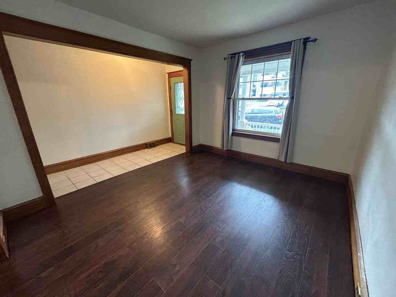 1927 Lehigh St - Photo 2 of 23