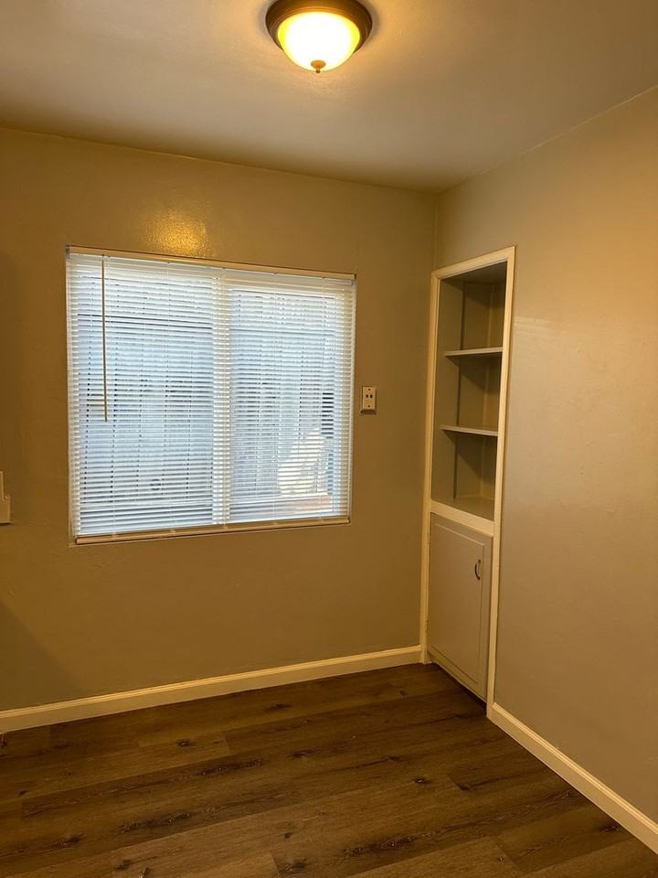 71 Pearl St - Photo 4 of 9