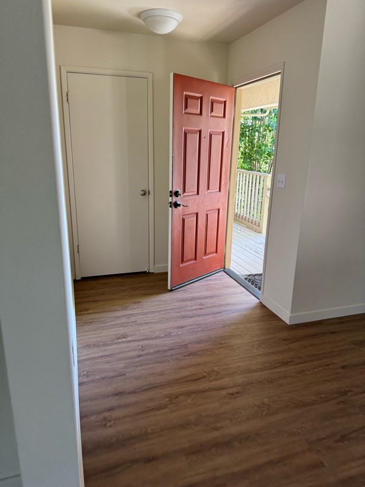 2010 Morlan Drive - Photo 2 of 5