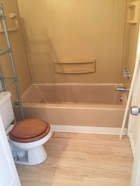 410 28th St W #C - Photo 4 of 11