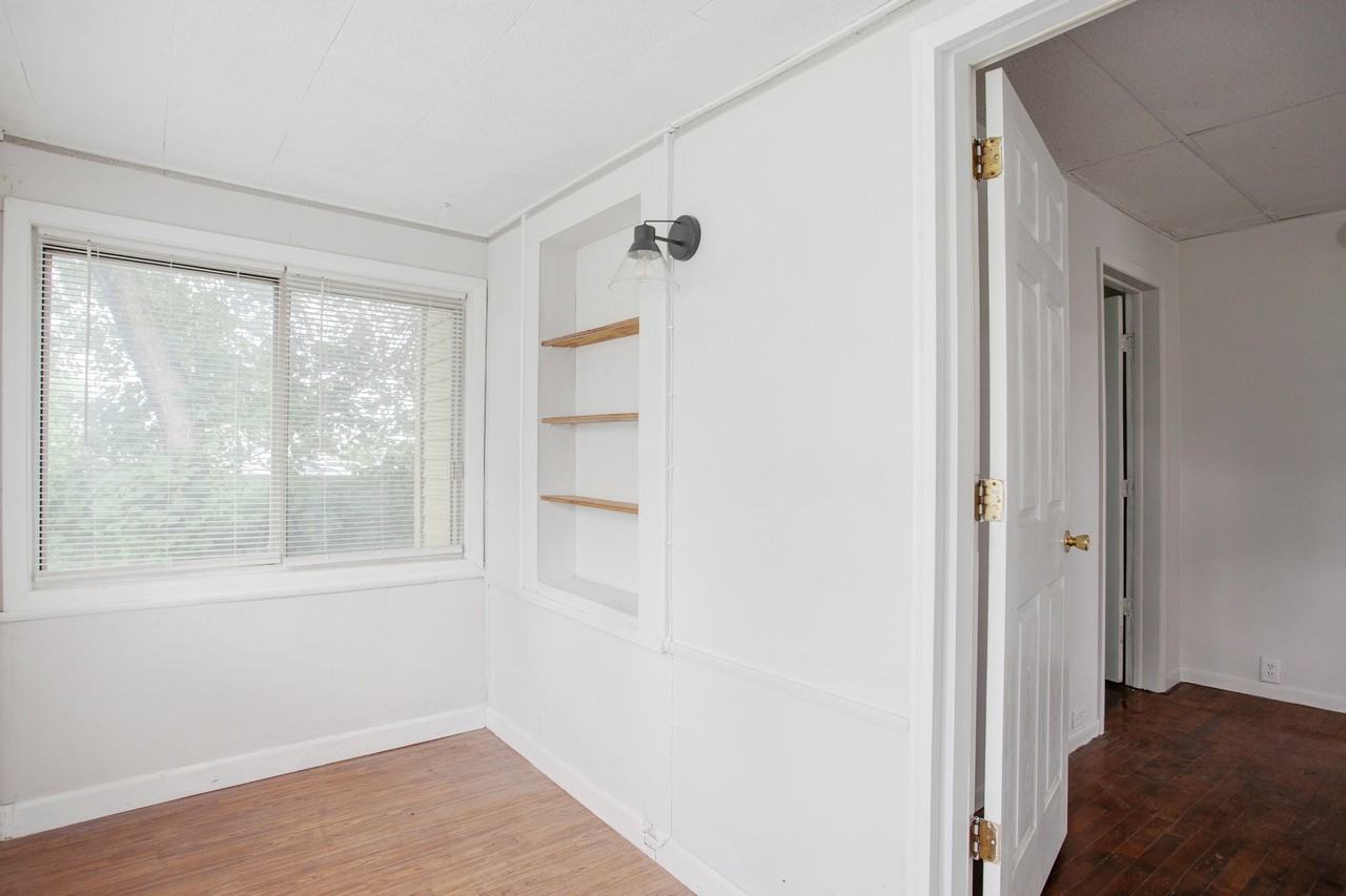 1019 Alma St #NA - Photo 2 of 17