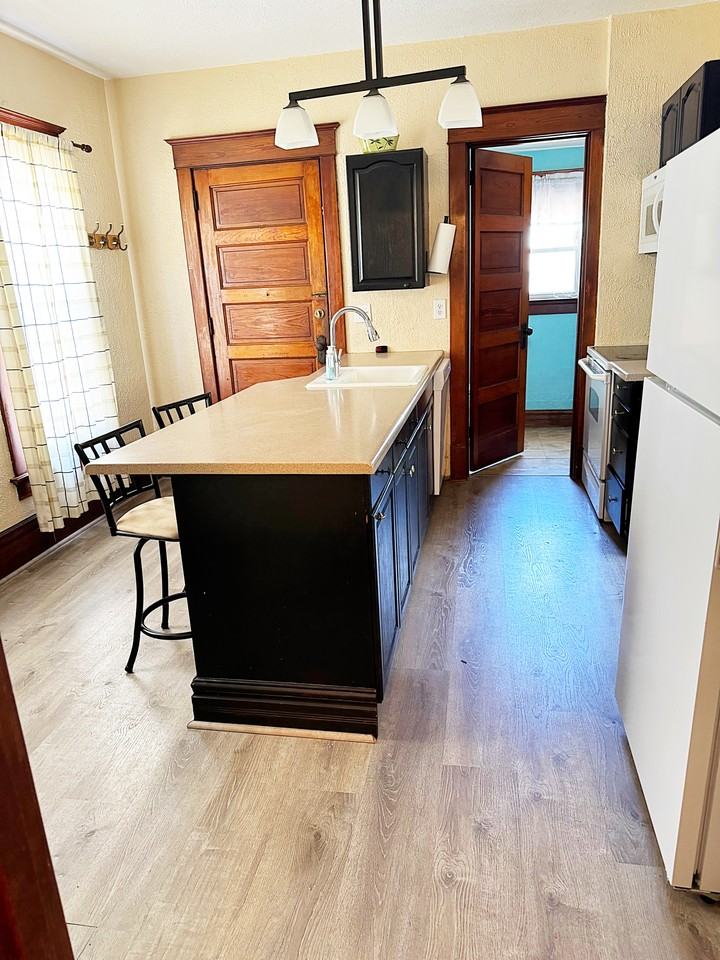 508 6th Ave #NA - Photo 3 of 17