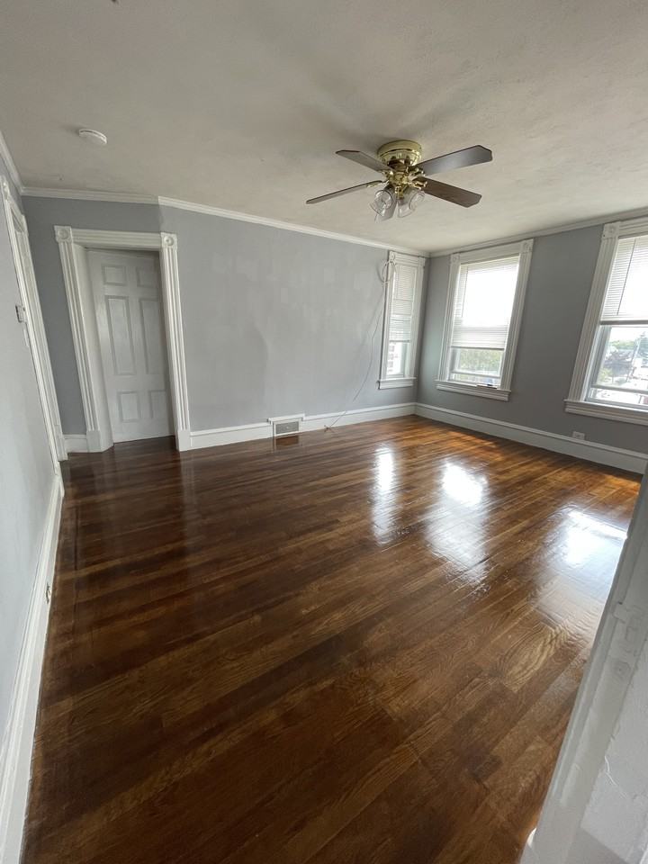 38 6th St #38B - Photo 2 of 9