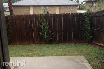 3414 Parish Cir - Photo 3 of 8