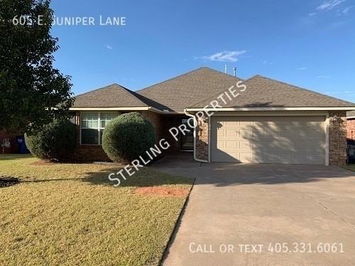 605 East Juniper Lane - Photo 2 of 31