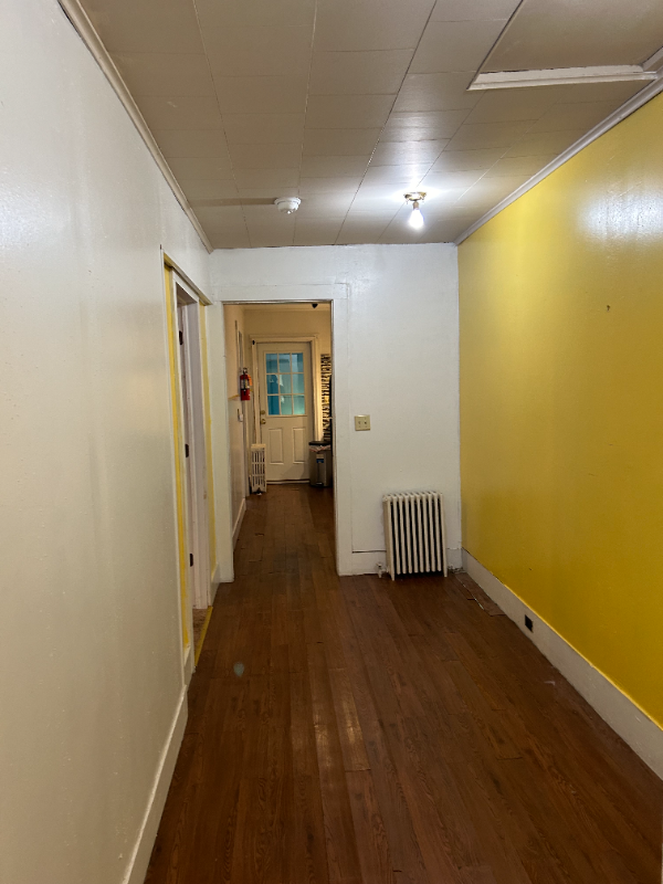 1107 Pennsylvania Ave 2nd Fl #C - Photo 3 of 10