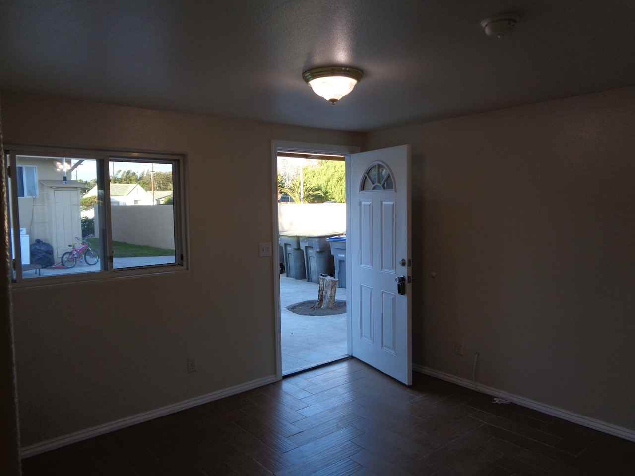 517 S G St - Photo 2 of 12