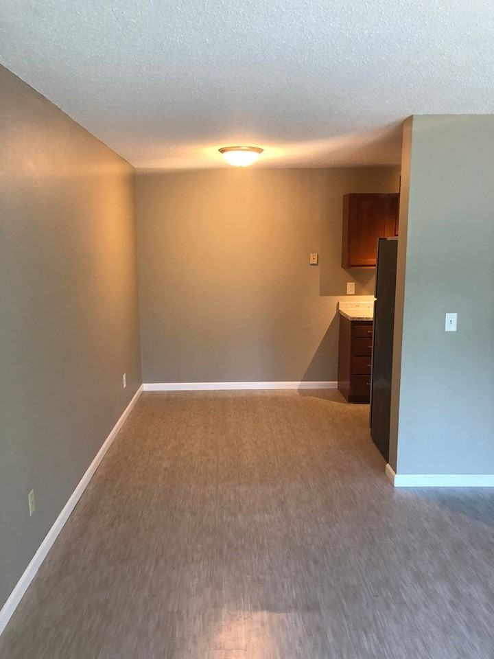 2631 Columbus Ave LLC - Photo 4 of 13