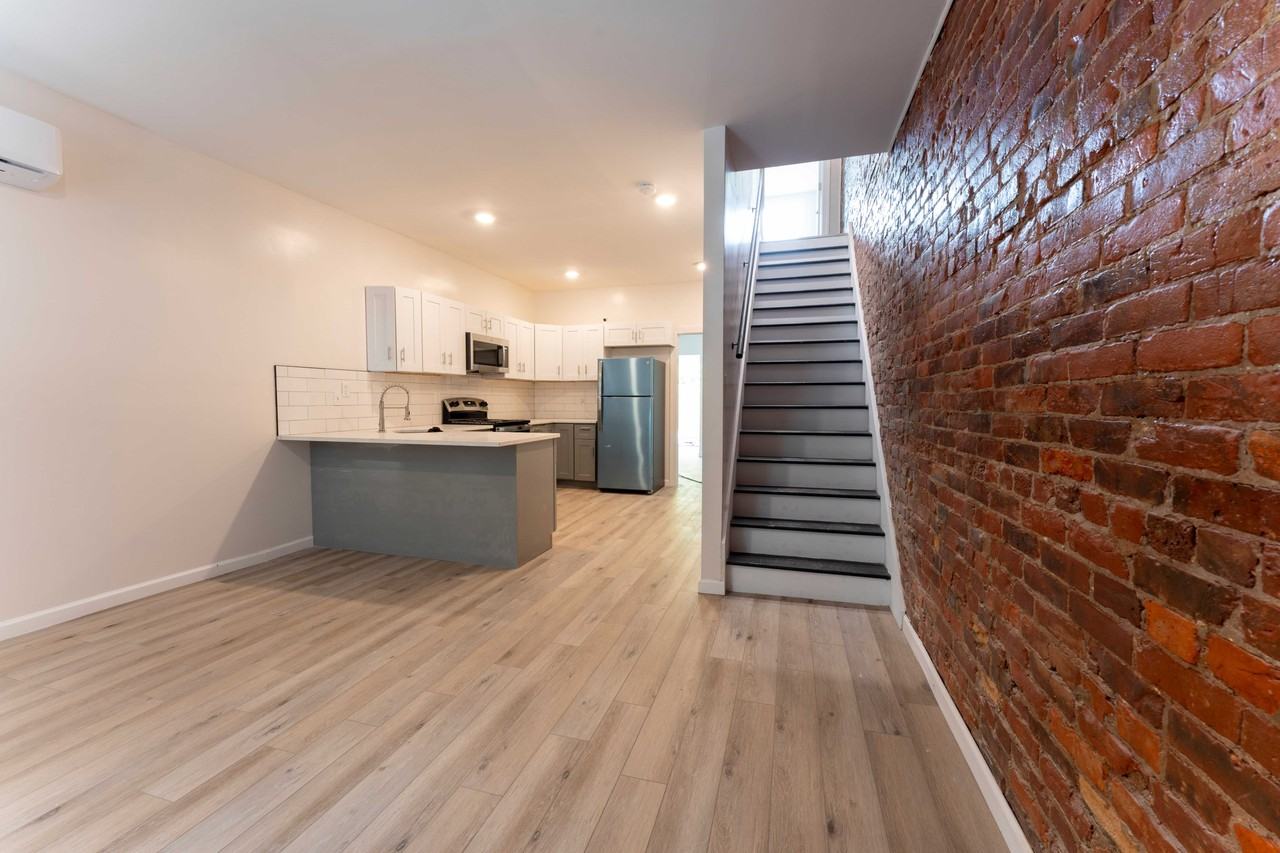 15 N Frazier St #3 - Photo 2 of 9