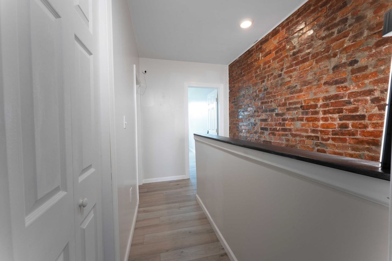 15 N Frazier St #3 - Photo 5 of 9