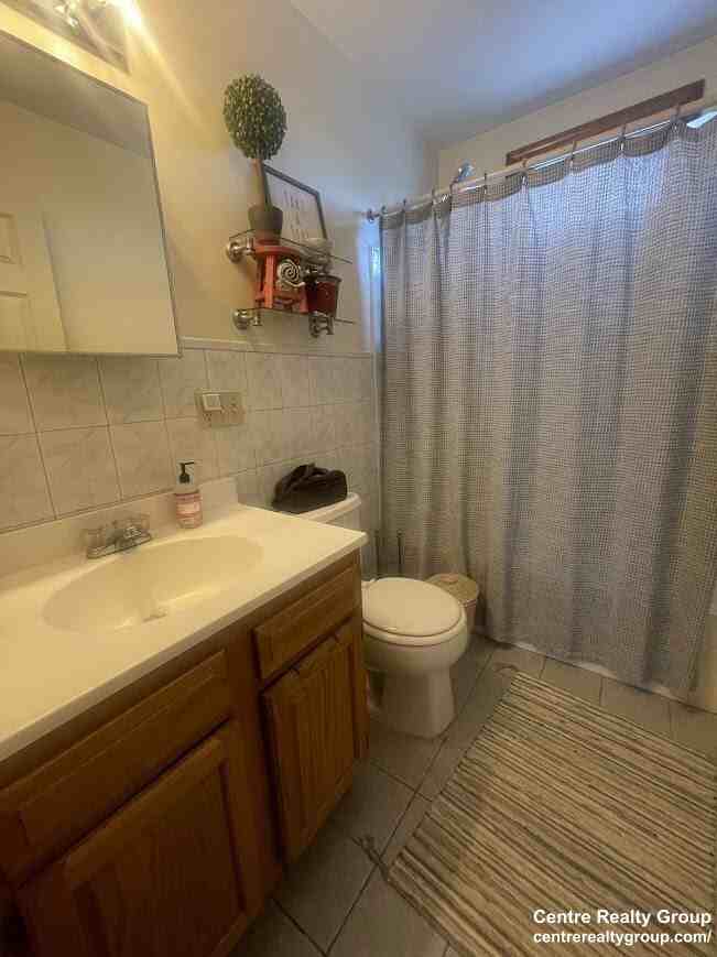 197 Newton St #3 - Photo 2 of 7