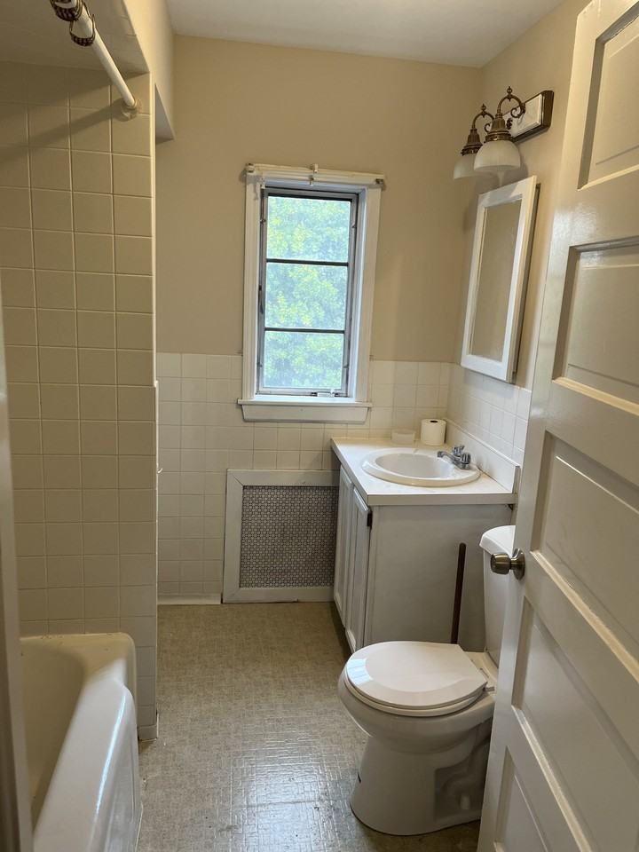 Oram St #3 - Photo 5 of 12