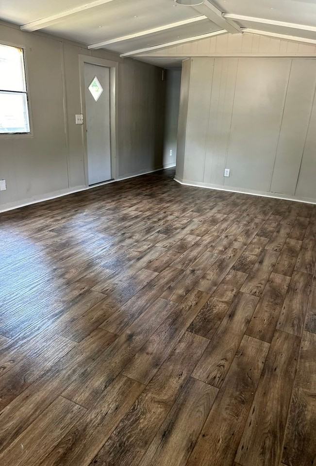 110 Holly Vista Ln - Photo 2 of 6