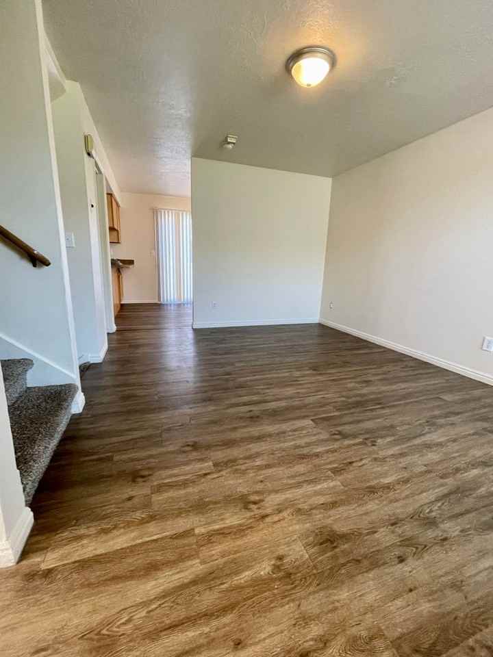 1554 Monroe Blvd Apt D3 - Photo 4 of 41