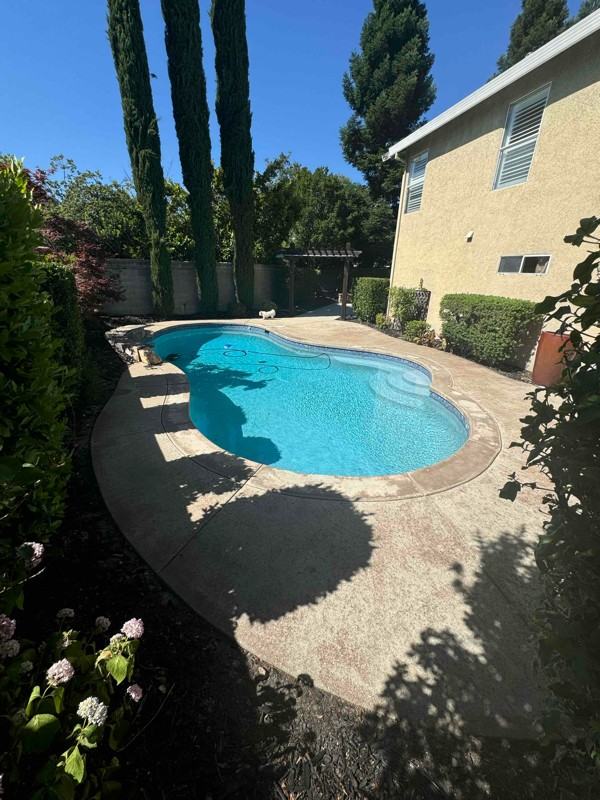 330 Whetstone Ct - Photo 2 of 15