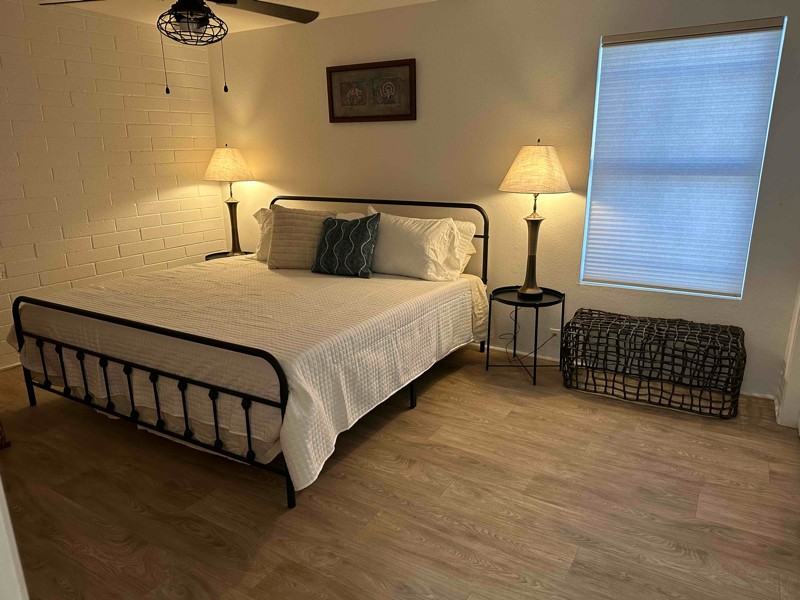 1010 S Calle De La Temporada - Photo 4 of 6