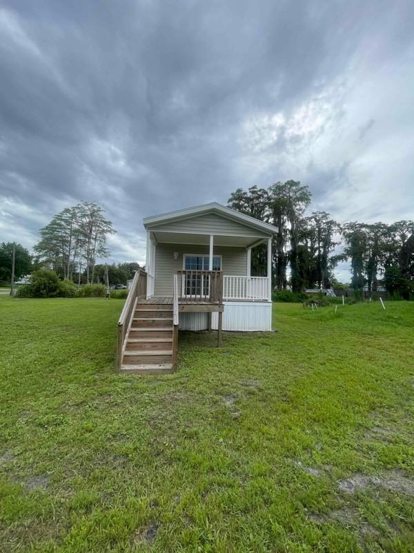 14545 Congress St - Photo 2 of 11