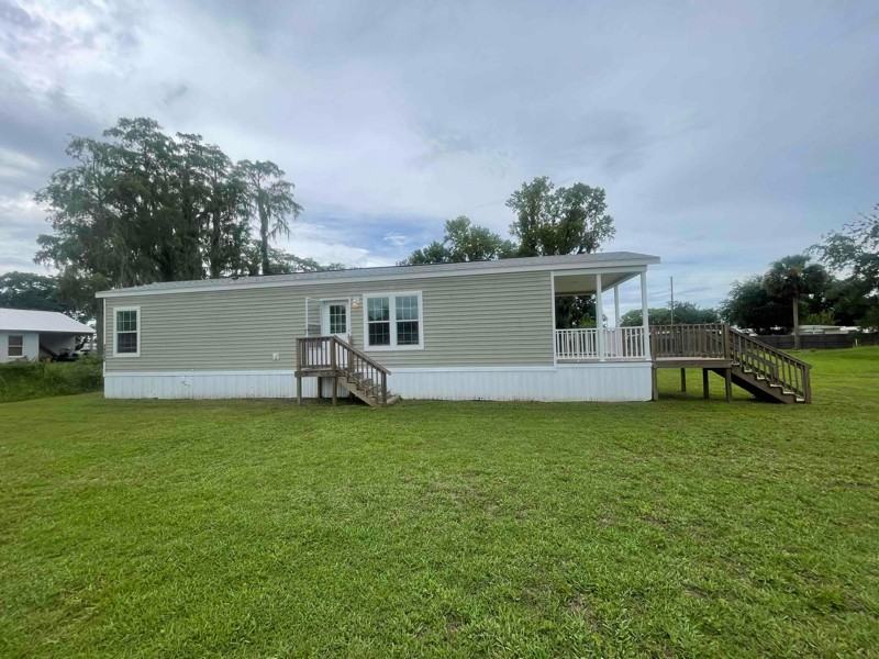 14545 Congress St - Photo 3 of 11