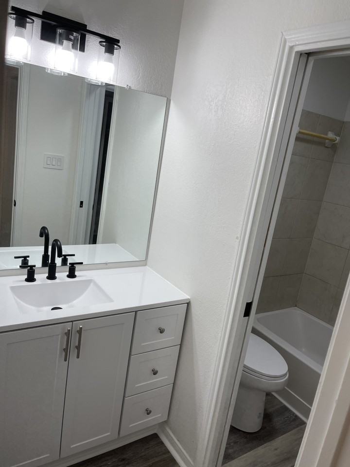 1904 Dickens Dr #NA - Photo 6 of 22