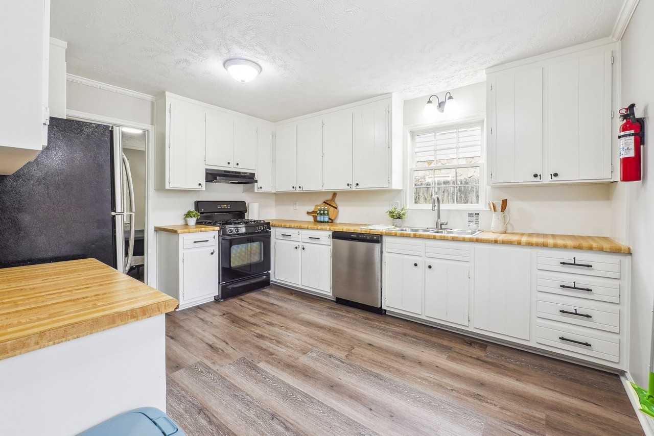 Country Ct Nw - Photo 7 of 9