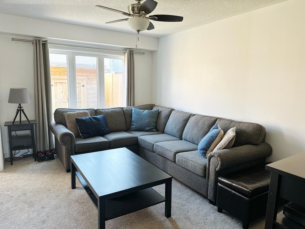 366 Finoro Crescent - Photo 2 of 14